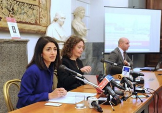 Virginia Raggi e l'assessore Laura Baldassarre presentano i lavori partecipati per il Piano Sociale cittadino di Roma